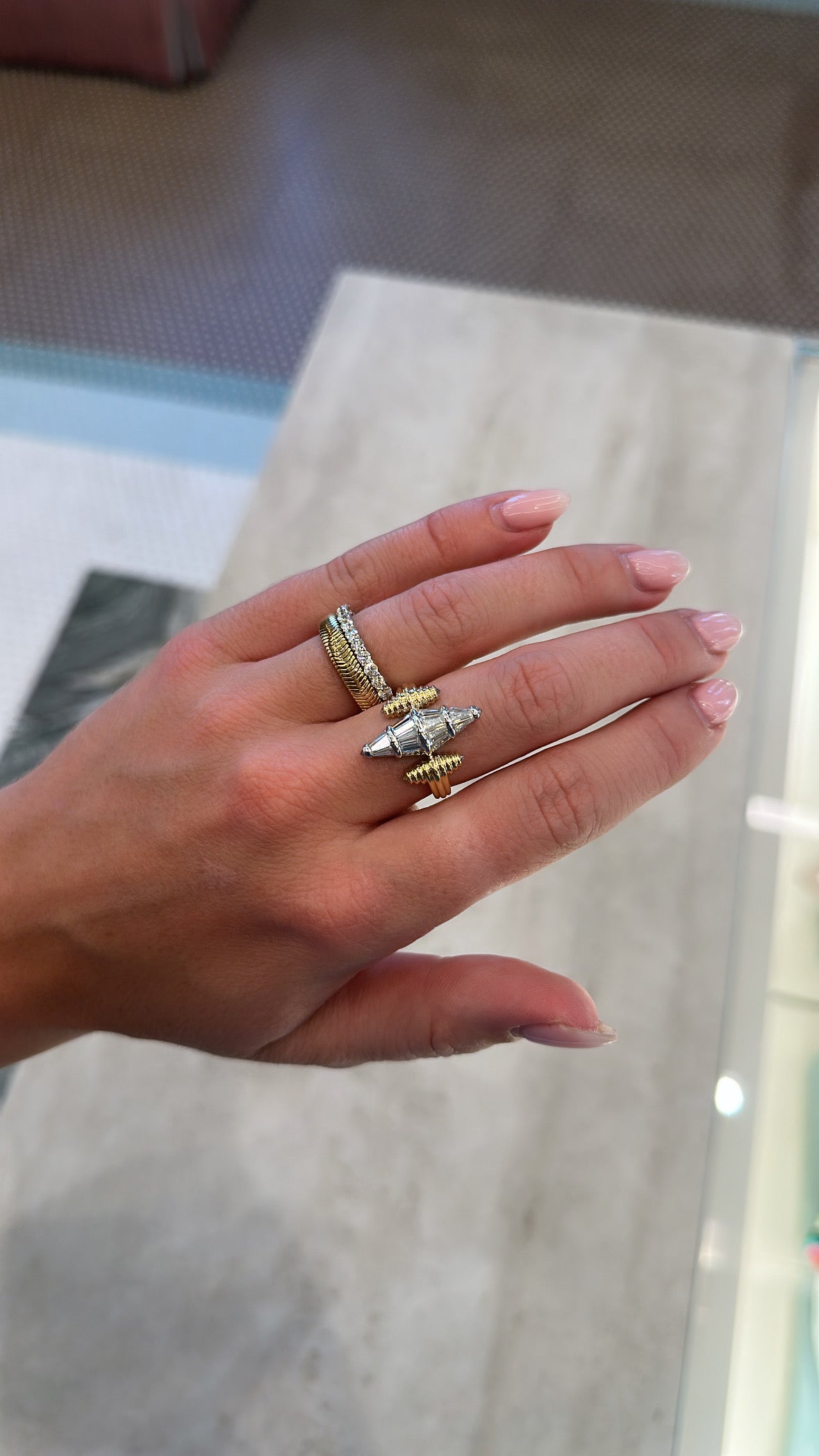 Nikos Koulis- Spectrum Ring