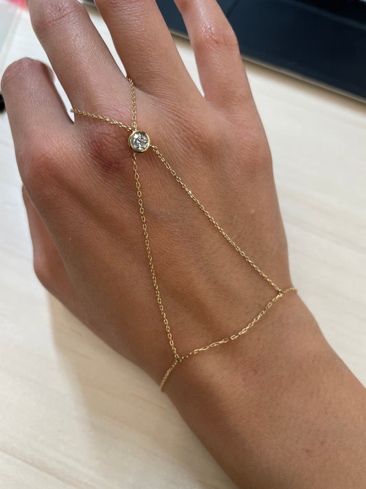 Diamond Bezel Hand Chain – Henri Noël
