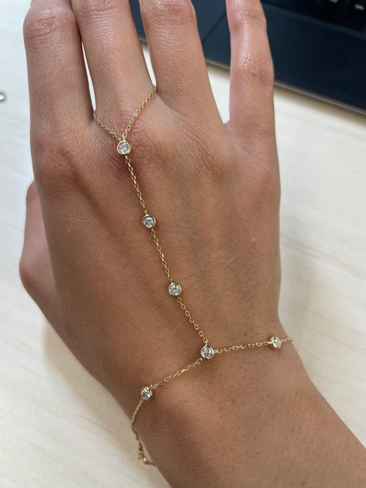 Diamond By The Inch Hand Chain – Henri Noël