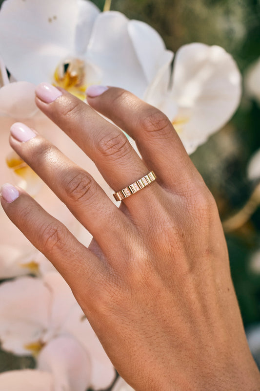 Diamond Scalloped Stacking Band – Henri Noël