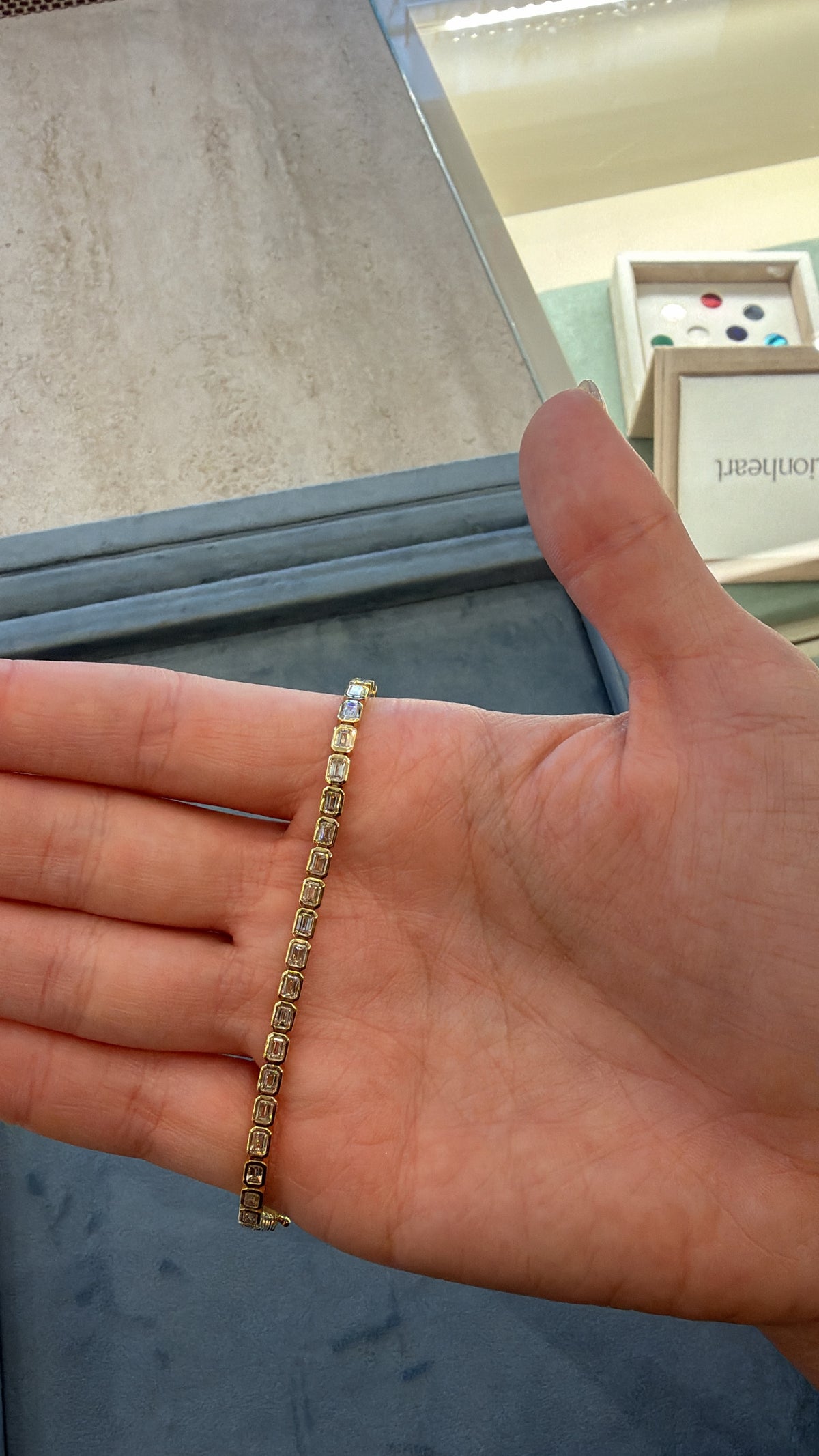 Emerald Cut Diamond Tennis Bracelet – Henri Noël