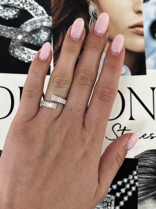 Emerald Diamond Pippa Ring – Henri Noël