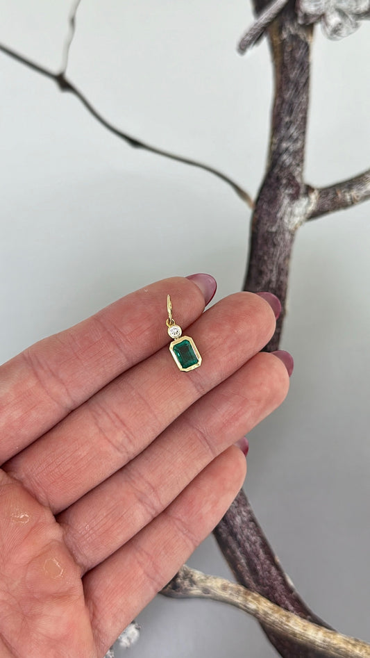 Emerald and Diamond Bezel Charm – Henri Noël