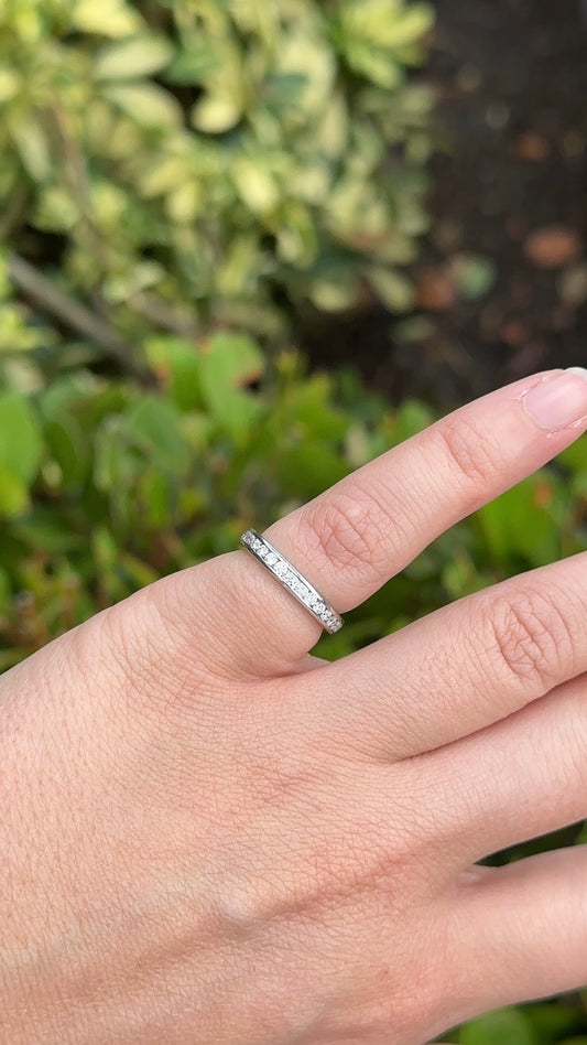 Estate Diamond Eternity Band – Henri Noël