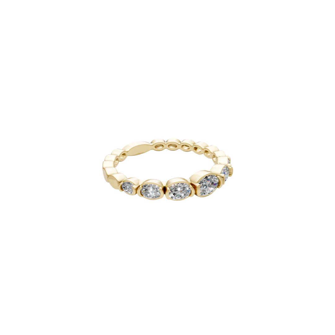 Graduated East West Oval Diamond Ring