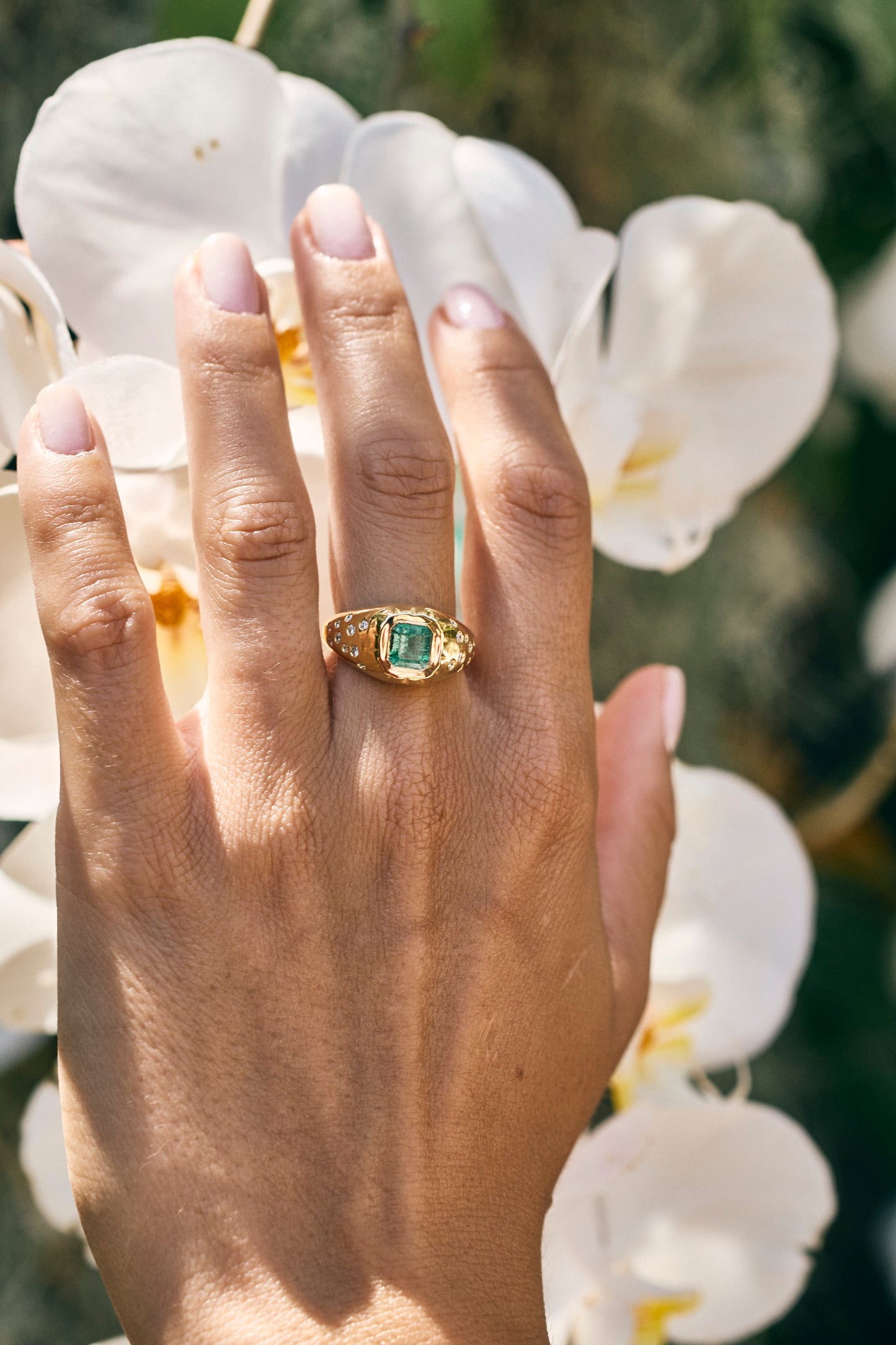 Small Scalloped Emerald Signet Ring