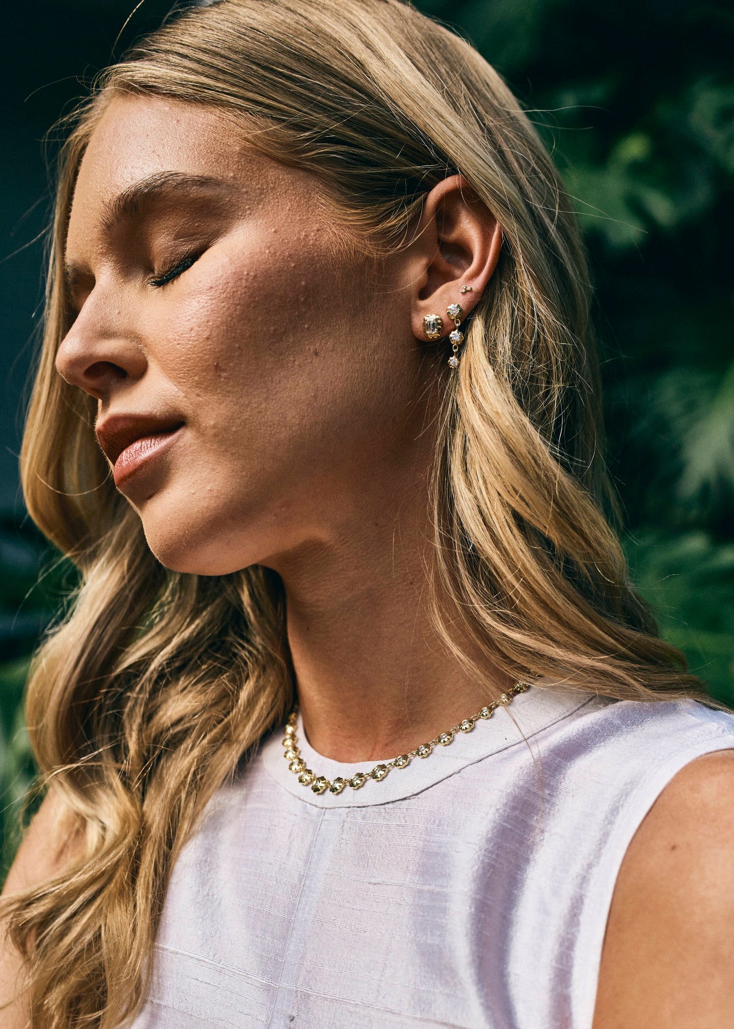 Graduated Diamond Scalloped Bezel Drops