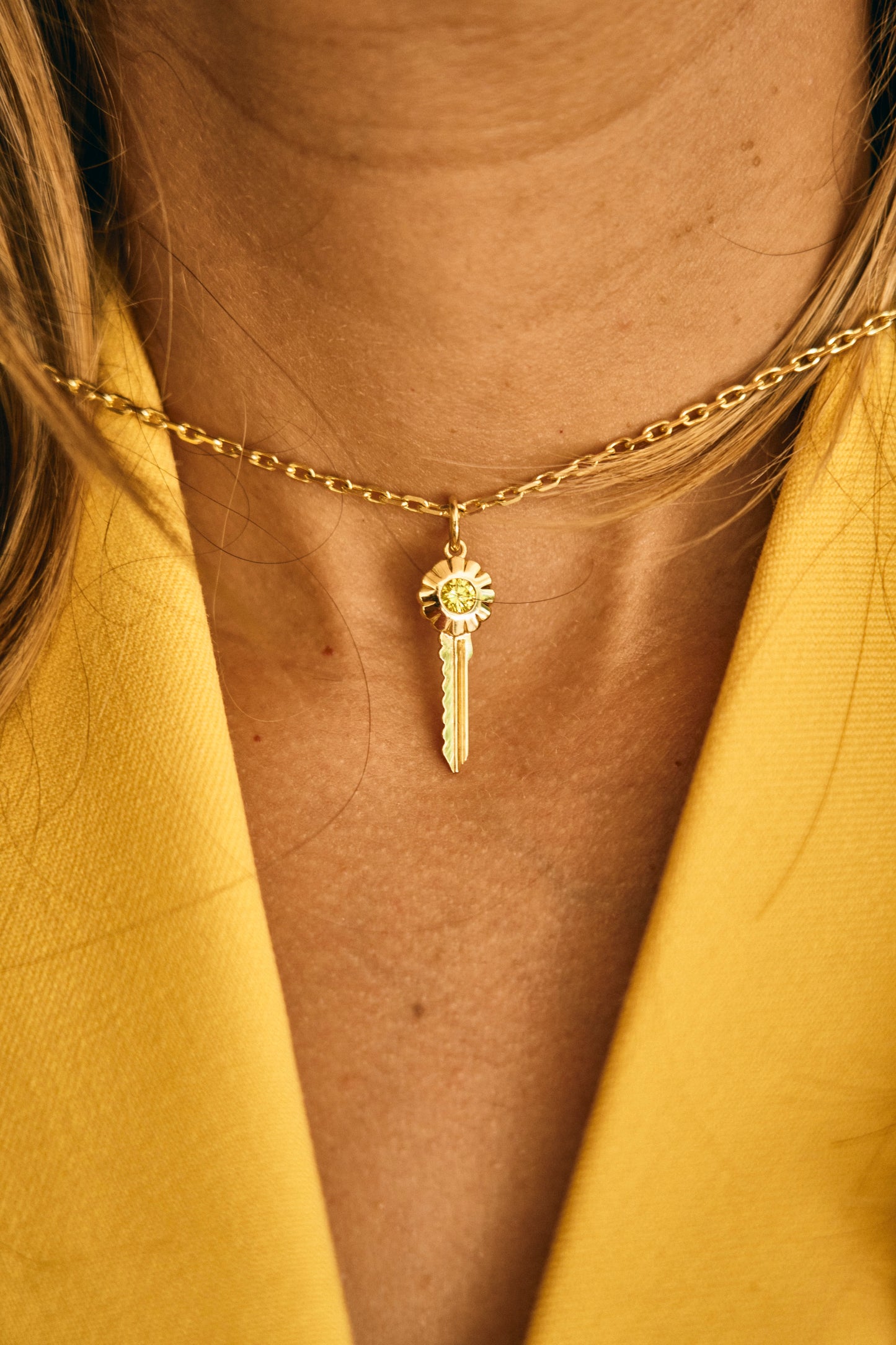 Round Yellow Diamond Scalloped Key Pendant
