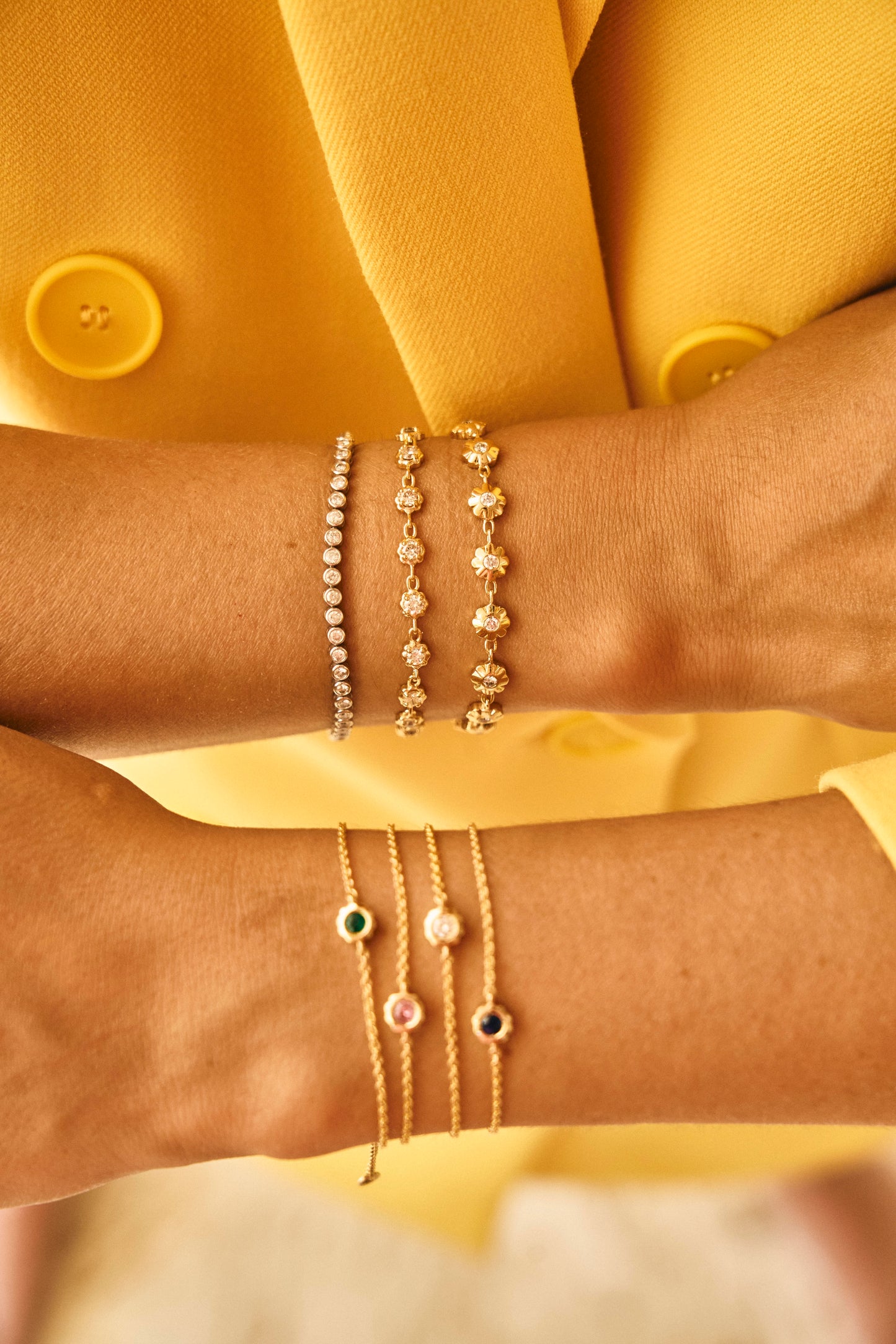 Daisy Scalloped Tennis Bracelet