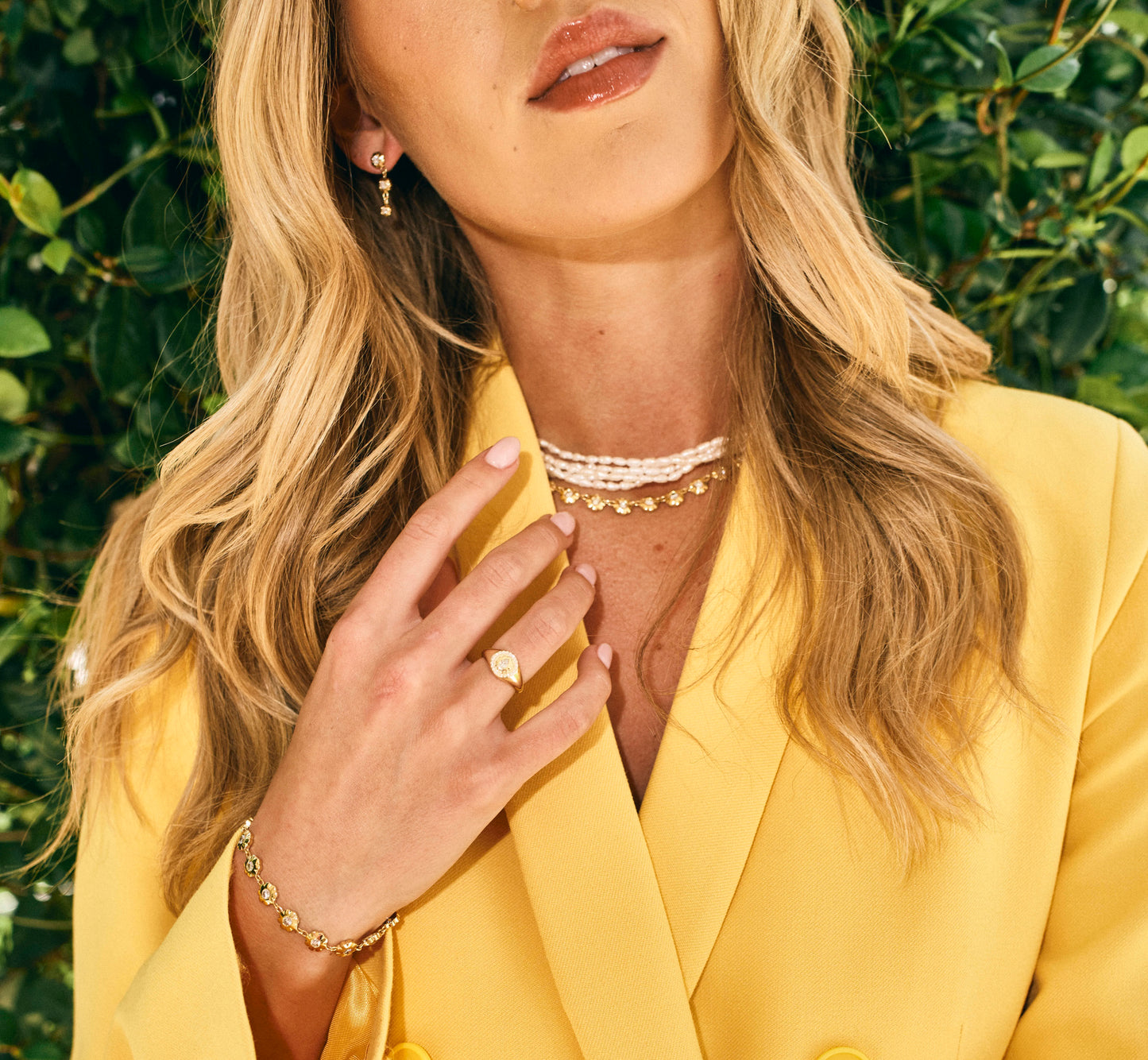 Daisy Scalloped Tennis Necklace