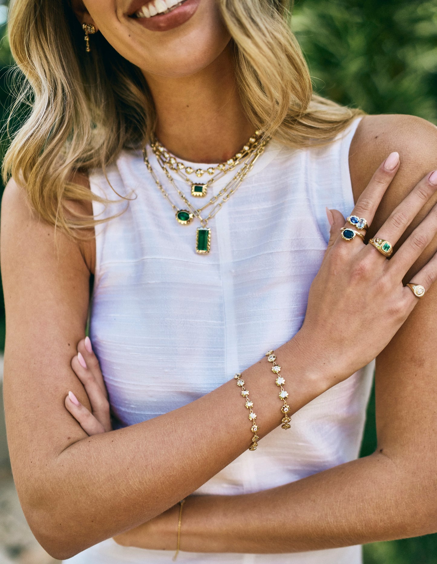 Scalloped Bezel Oval Emerald Pendant Necklace