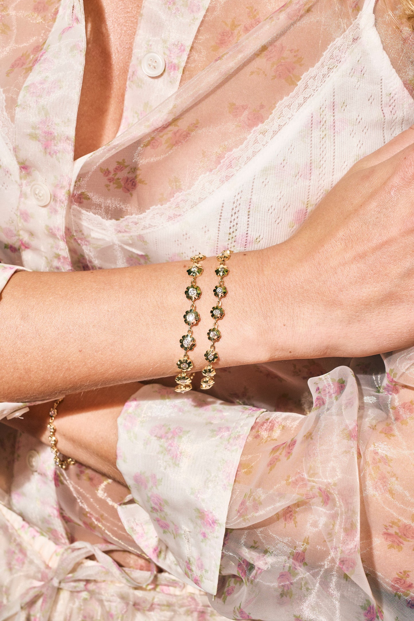 Daisy Scalloped Tennis Bracelet