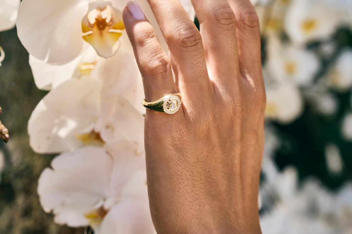 Diamond Scalloped Pinky Ring