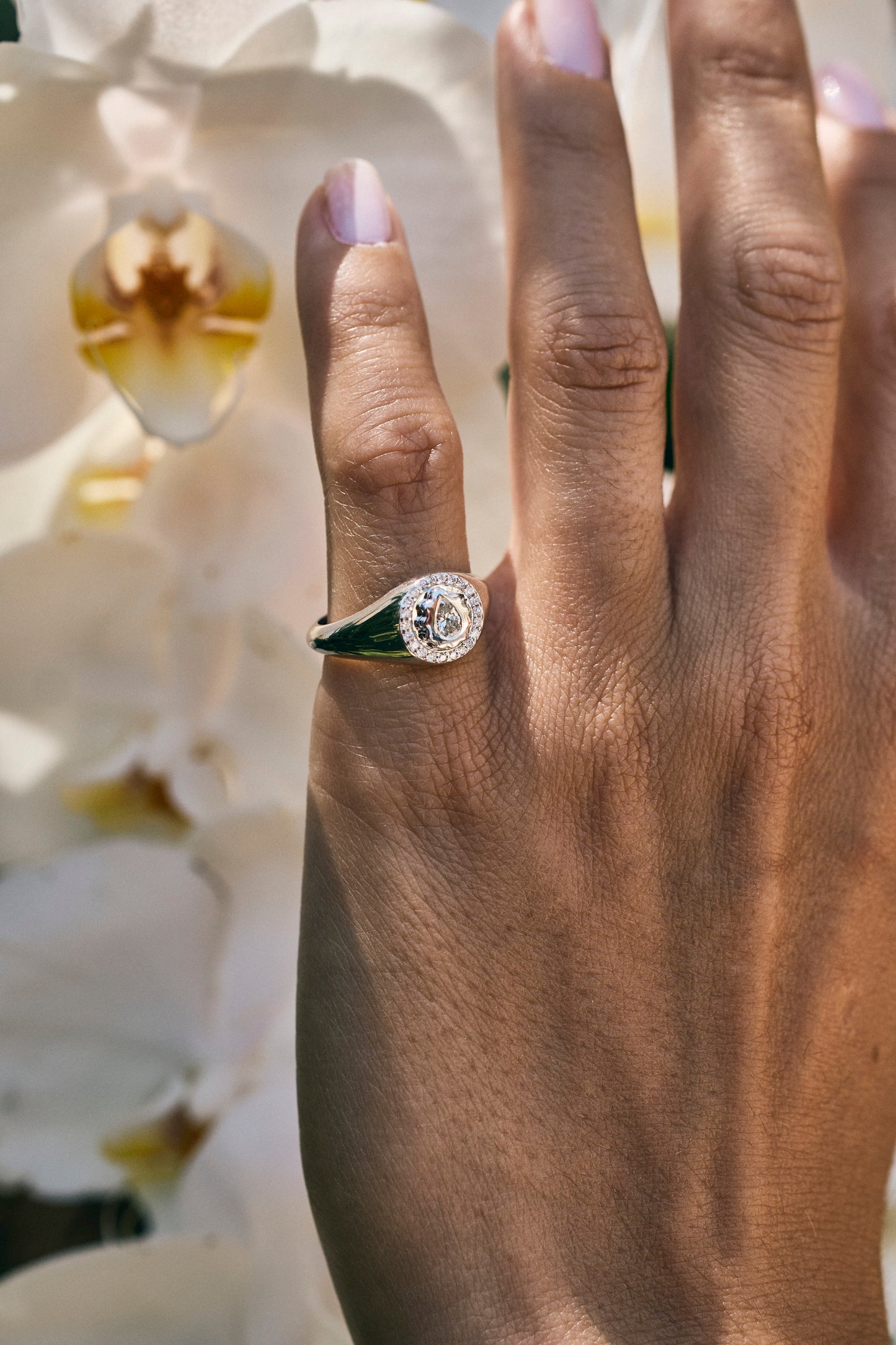 Diamond Scalloped Pinky Ring