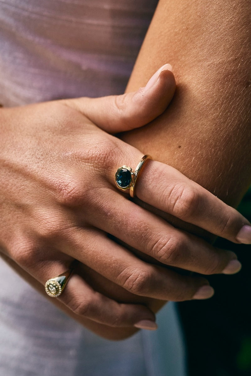 Asymmetrical Blue Sapphire Scalloped Ring