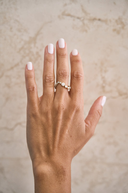 Graduated Diamond Bezel Wave Ring