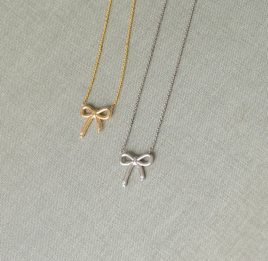 Gold and Diamond Bow Bracelet