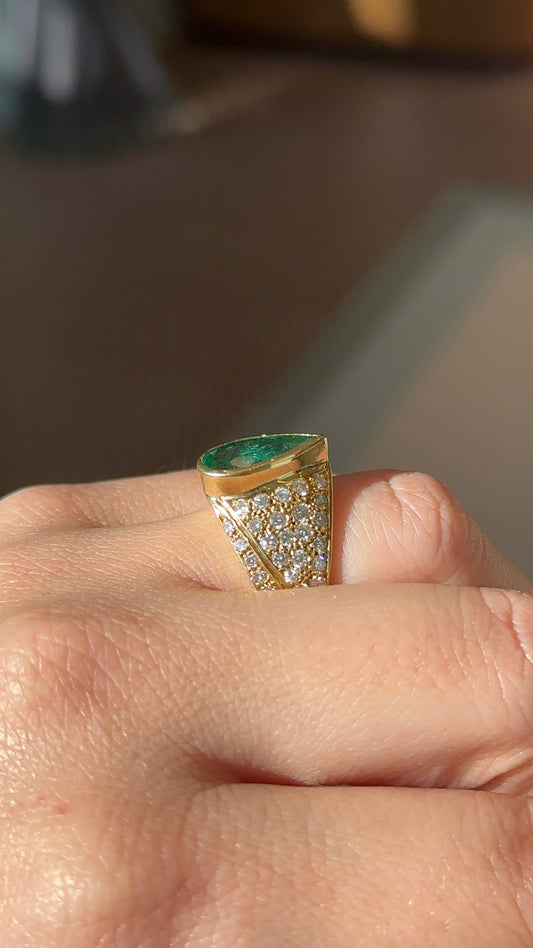Vintage Pear Shape Emerald Ring