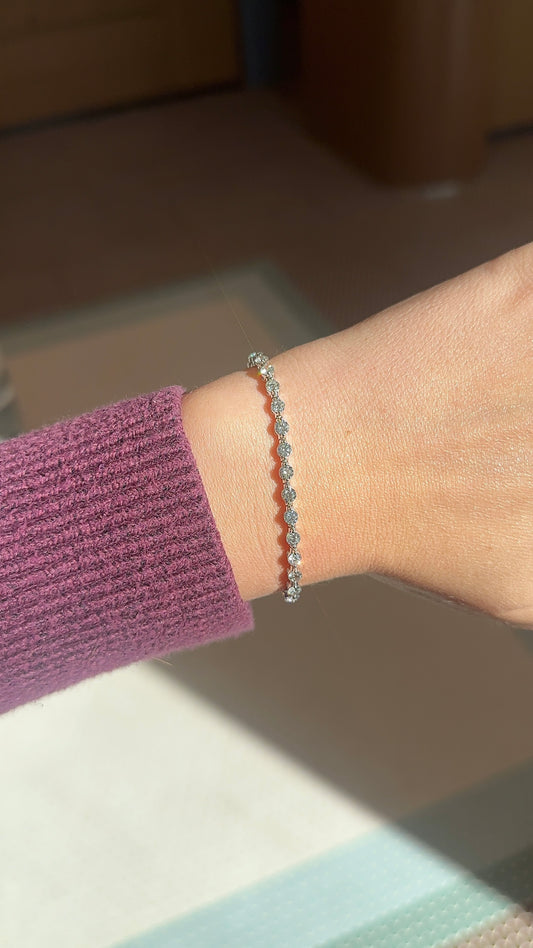 Shared Prong Diamond Tennis Bracelet