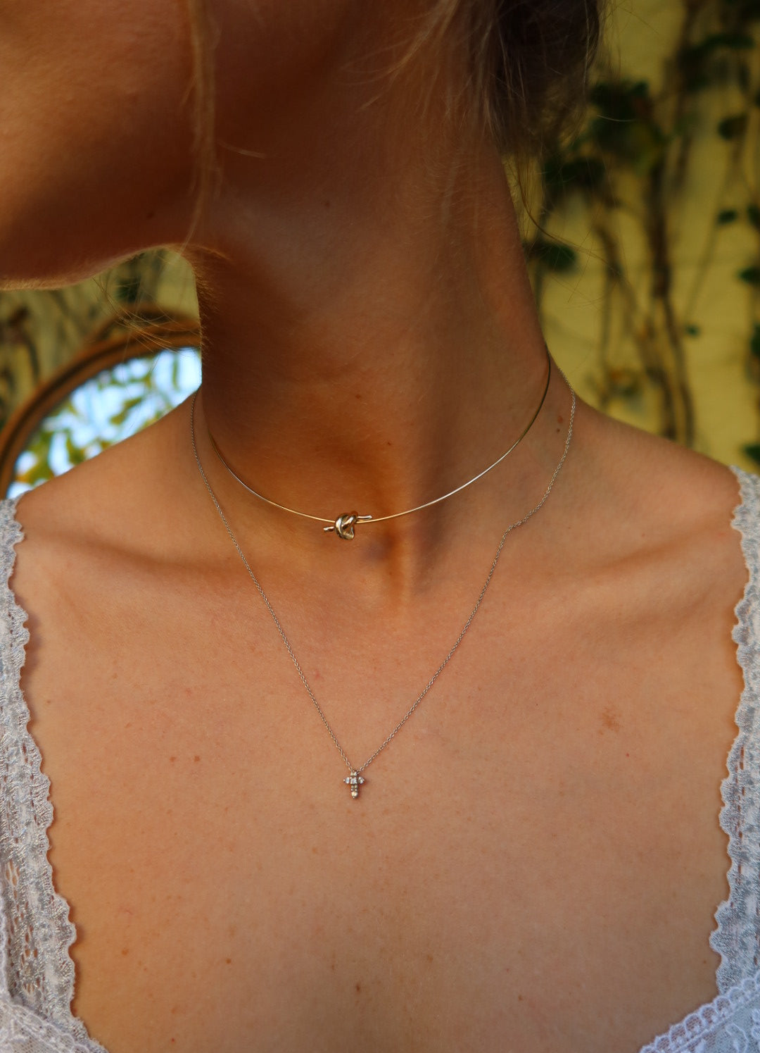Gold Wire Knot Necklace