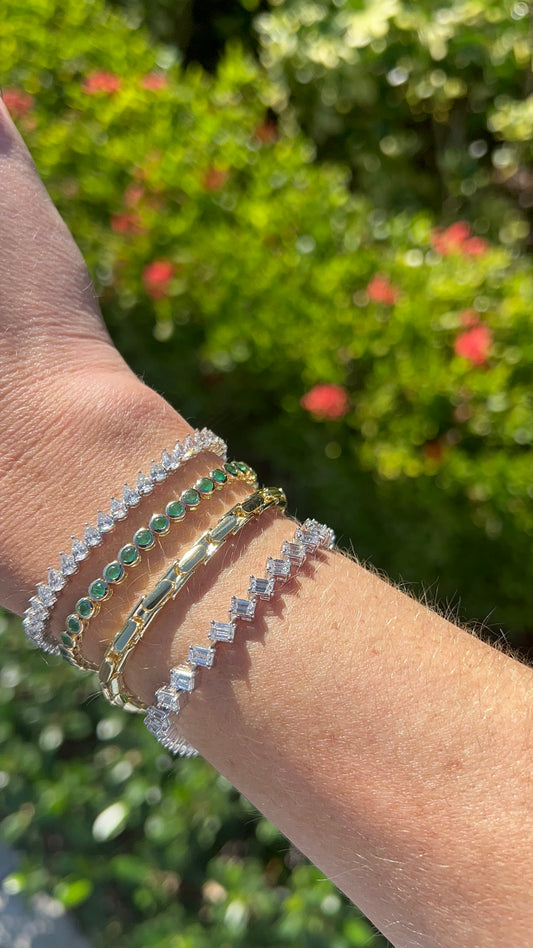 Spaced Emerald Cut Diamond Tennis Bracelet – Henri Noël