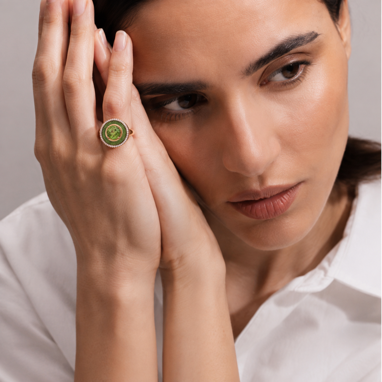 Selim Mouzannar - Mina Kiwi Ring Peridot & Diamonds