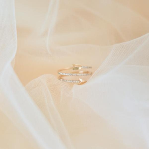 Hunter Diamond Arrow Ring | Rose Gold