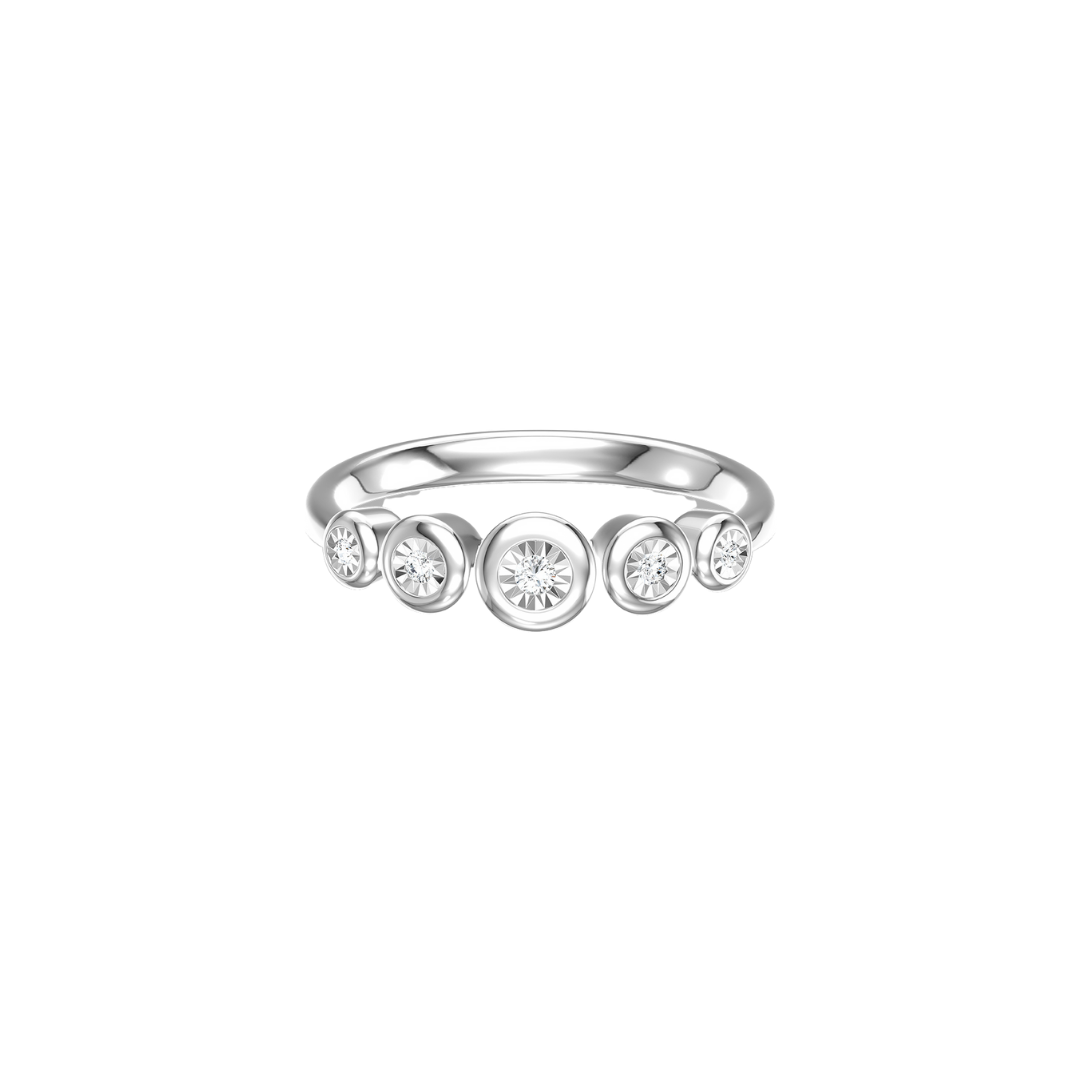 Graduated Bezel Diamond Ring