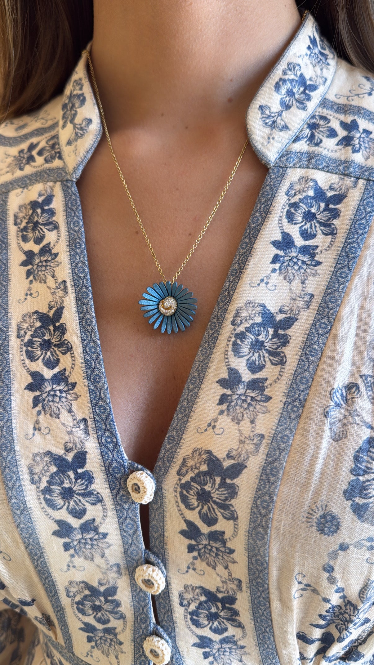 Mike Joseph- Blue Petali Necklace – Henri Noël