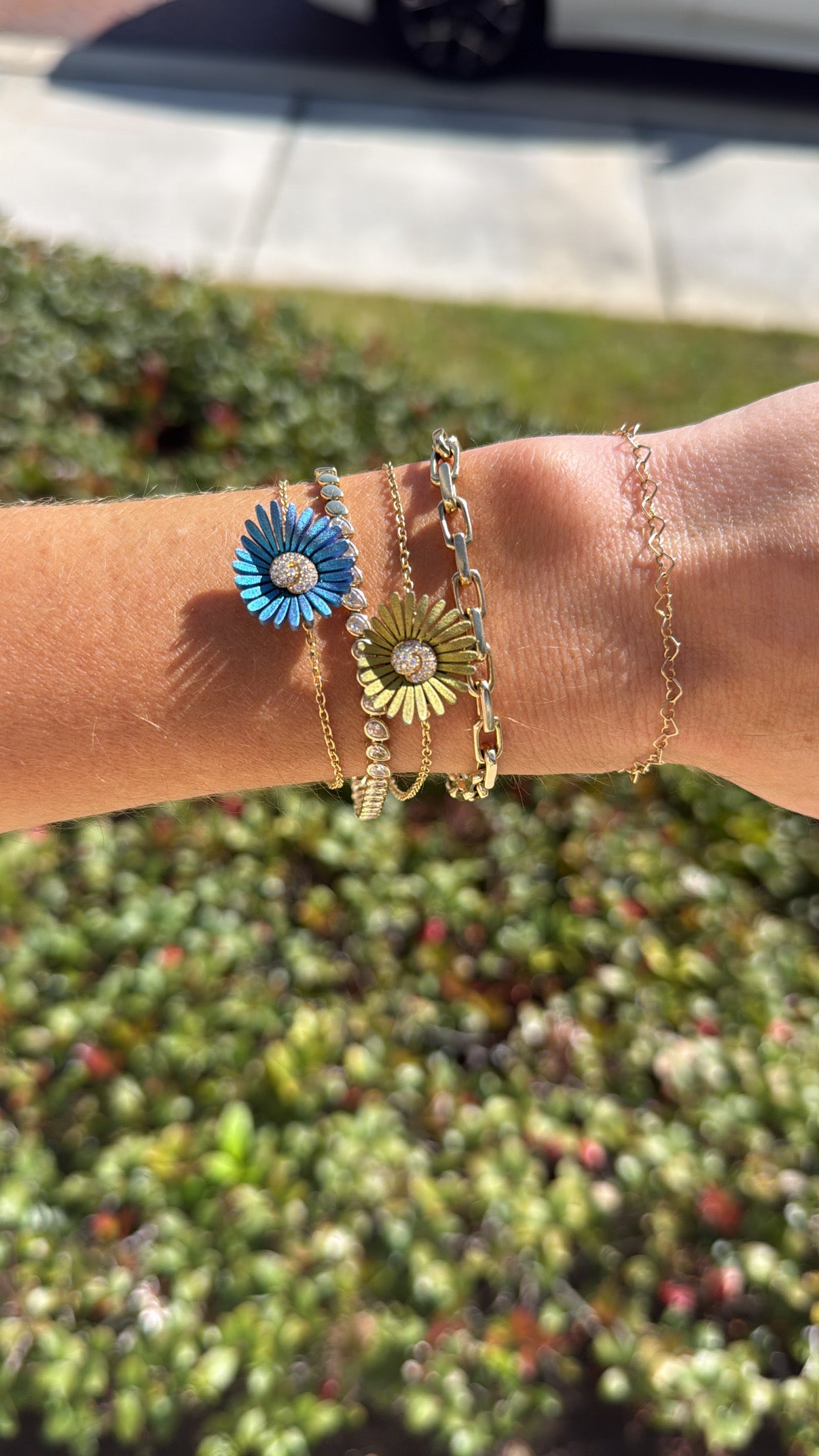 Mike Joseph- Olive Petali Bracelet – Henri Noël