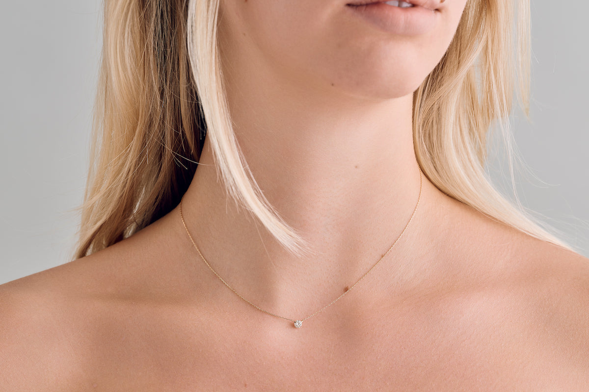 Adjustable Single Floating Diamond – Henri Noël