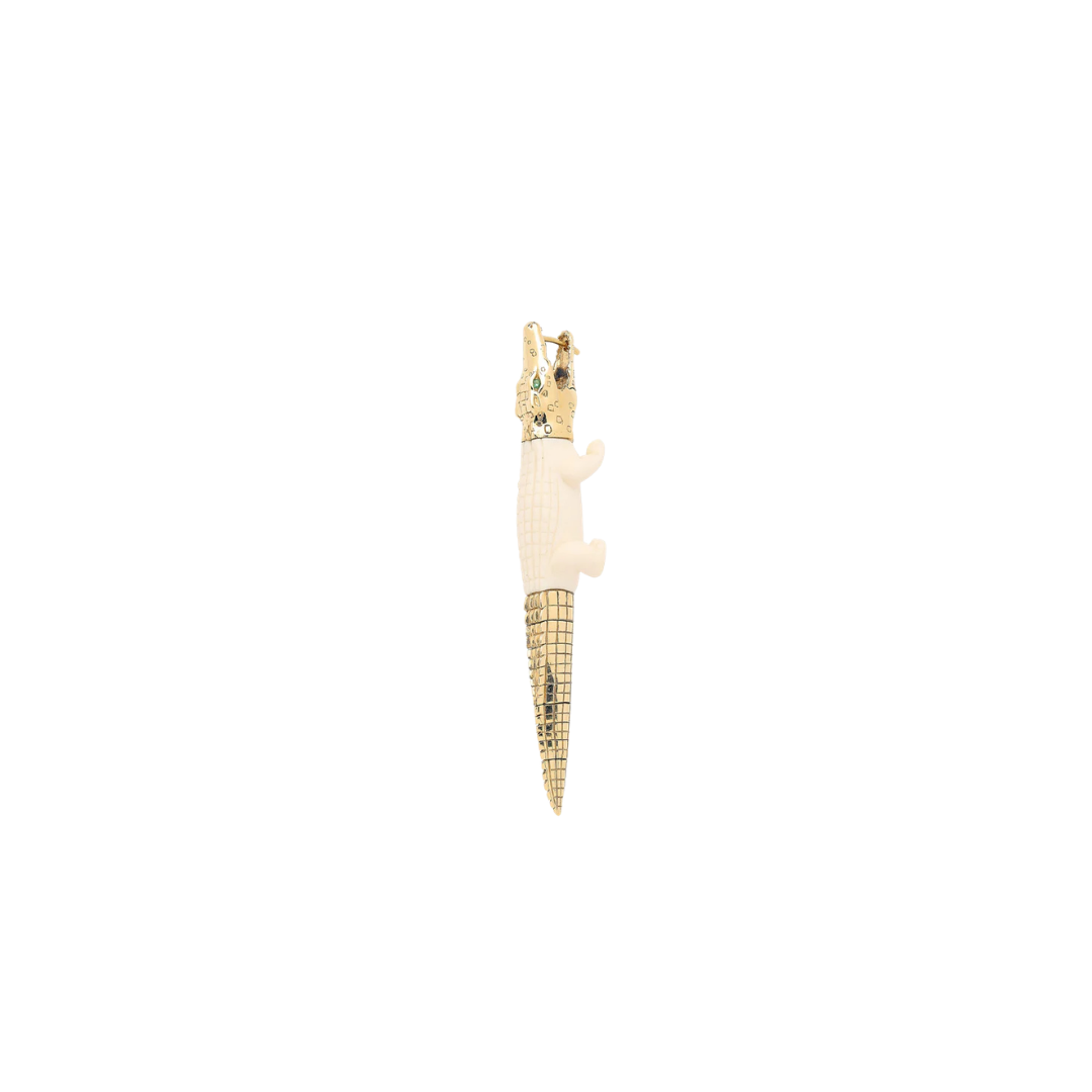 Alligator Mammoth Bite Earring Large – Henri Noël