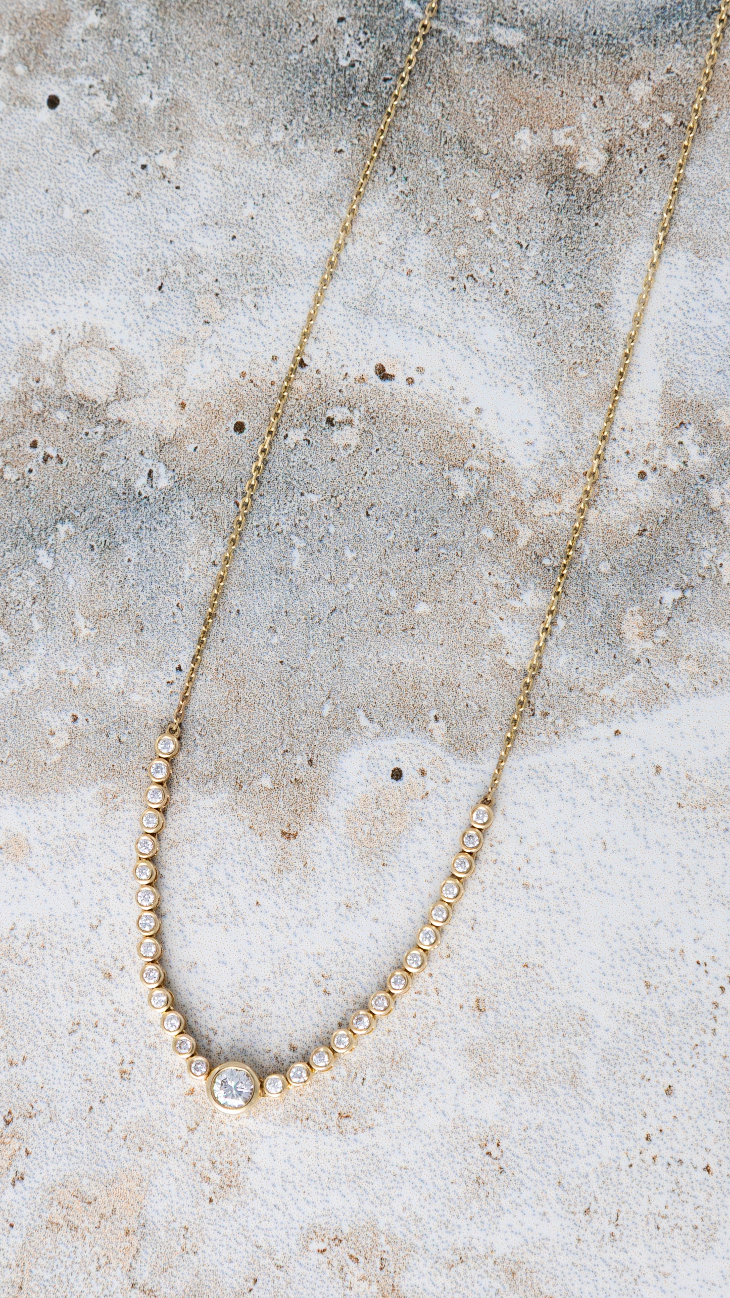 Bezel Diamond Necklace – Henri Noël