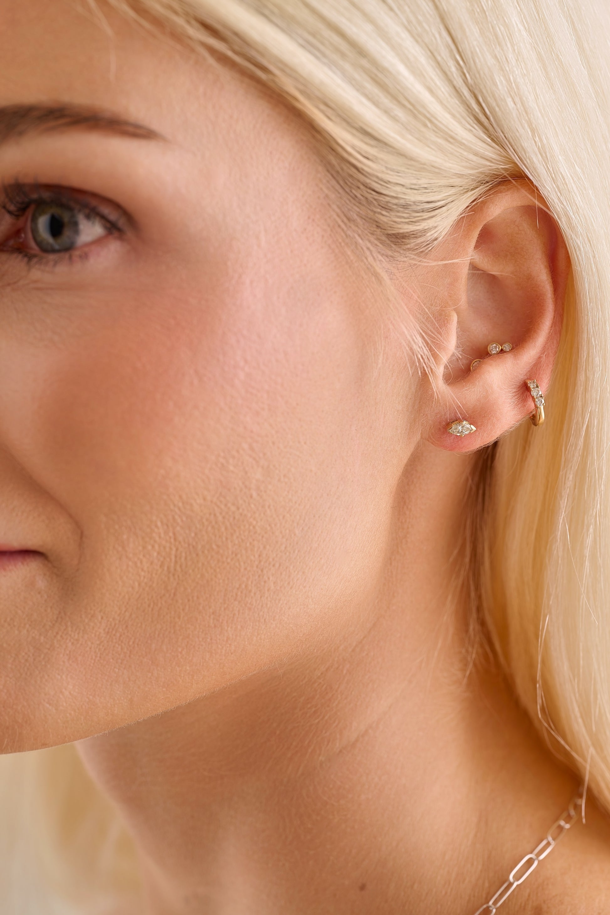 Bezel Mini Diamond Studs – Henri Noël