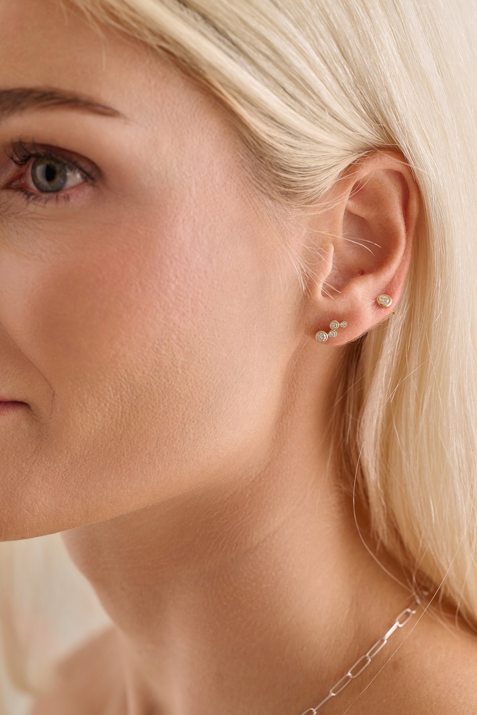 Bezel Mini Diamond Studs – Henri Noël