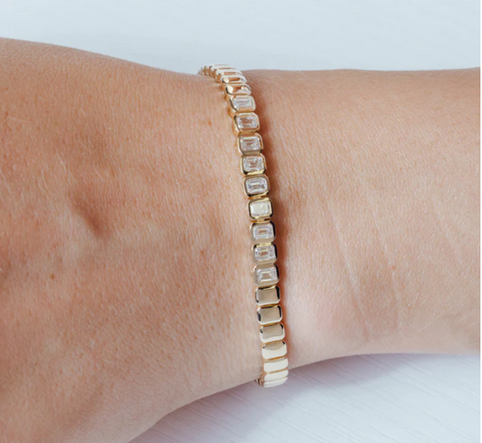Bezel Set Emerald Half Tennis Bracelet – Henri Noël