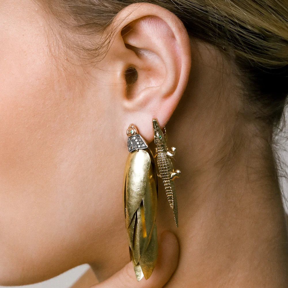 Alligator Yellow Gold Bite Earring – Henri Noël