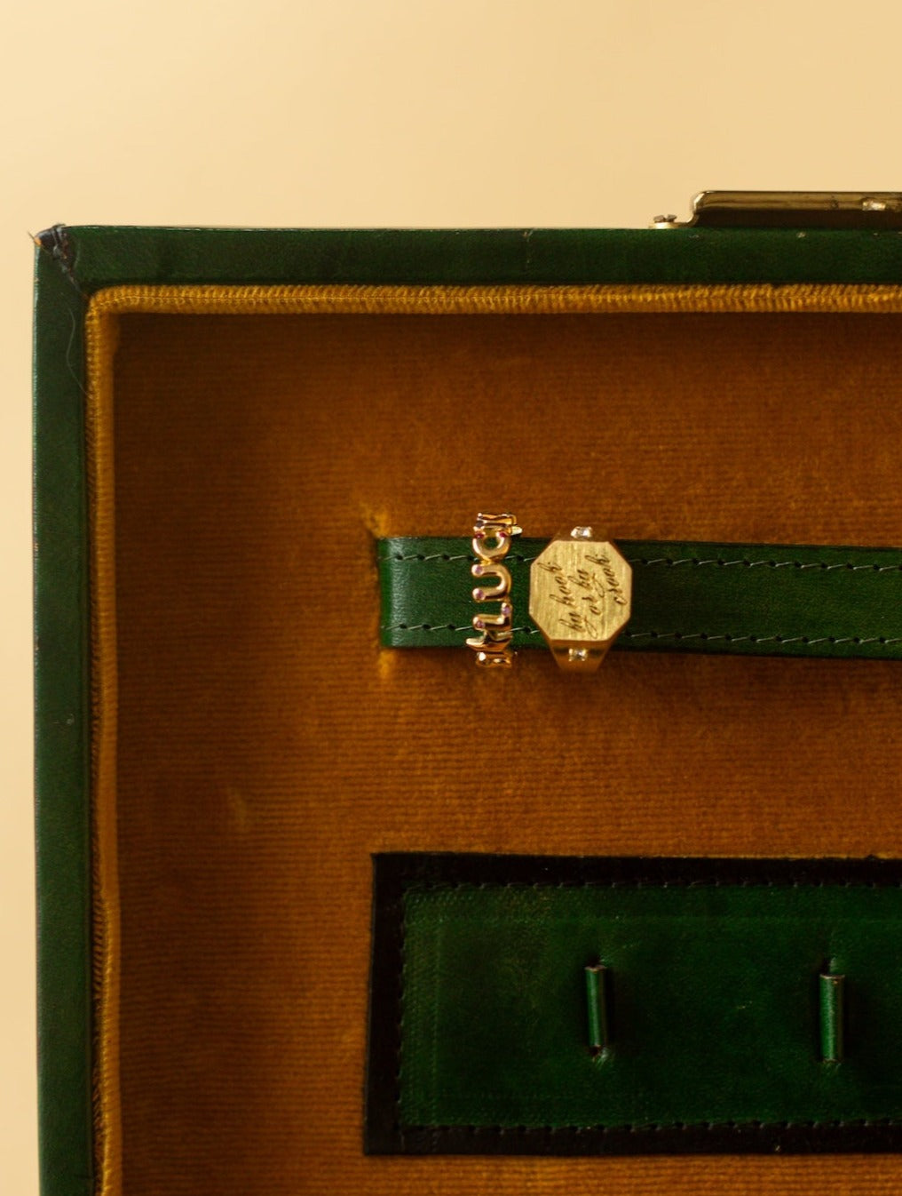 By Hook Or By Crook Signet Ring – Henri Noël