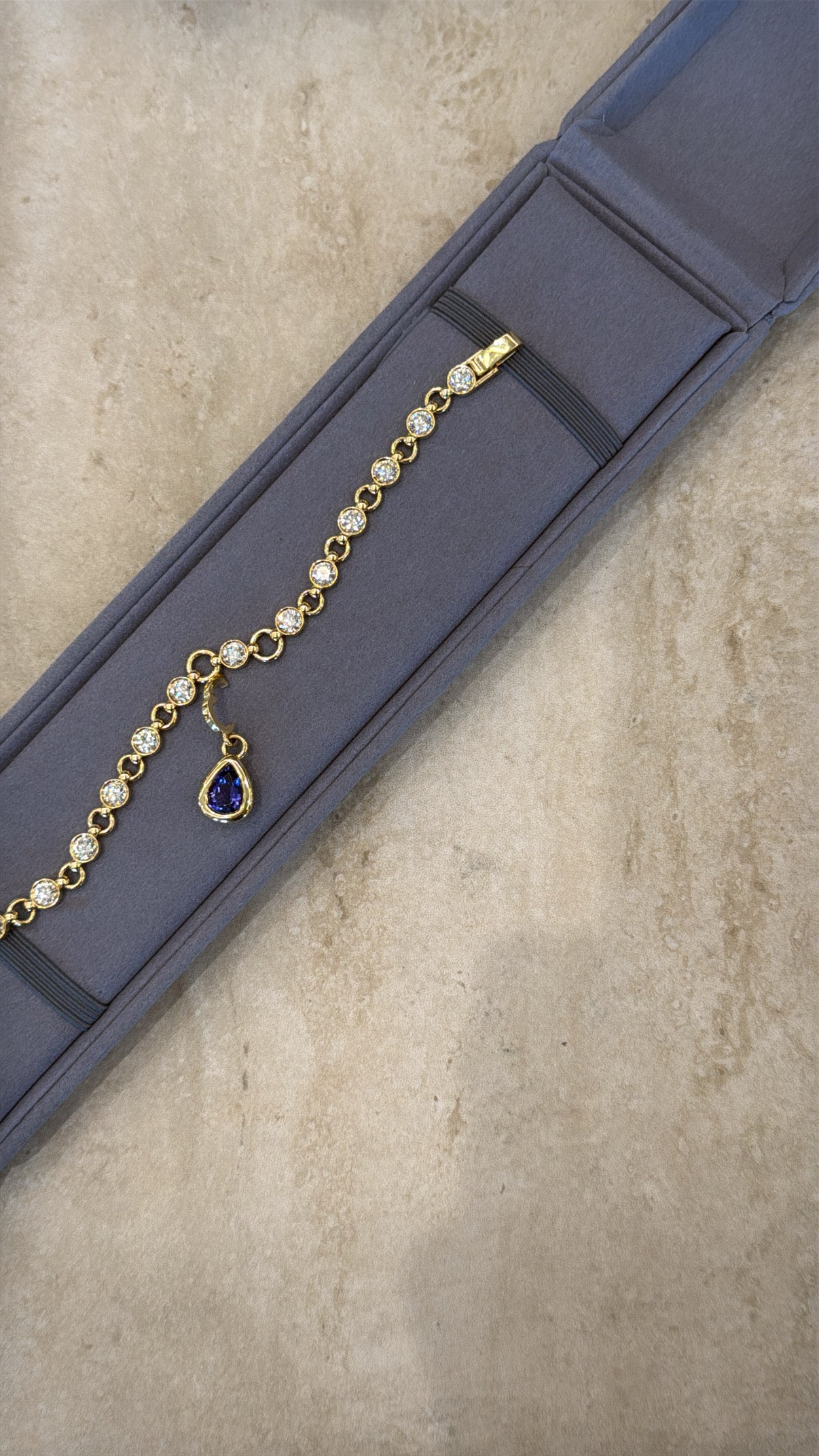 Bezel Diamond Chainlink Bracelet