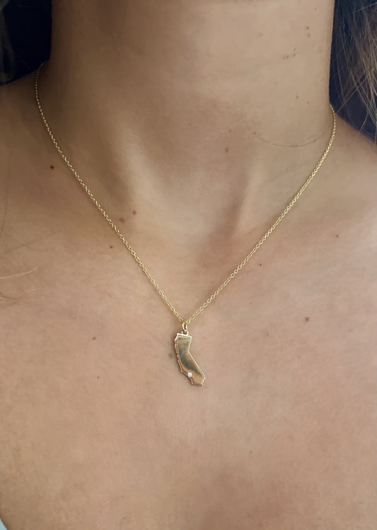 California Pendant Necklace – Henri Noël
