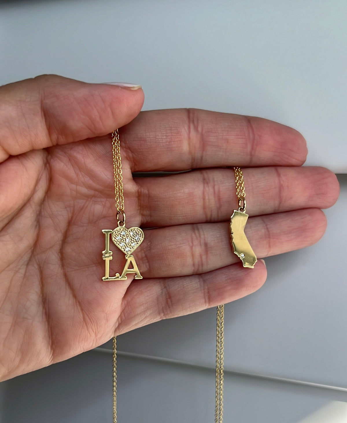 California Pendant Necklace – Henri Noël