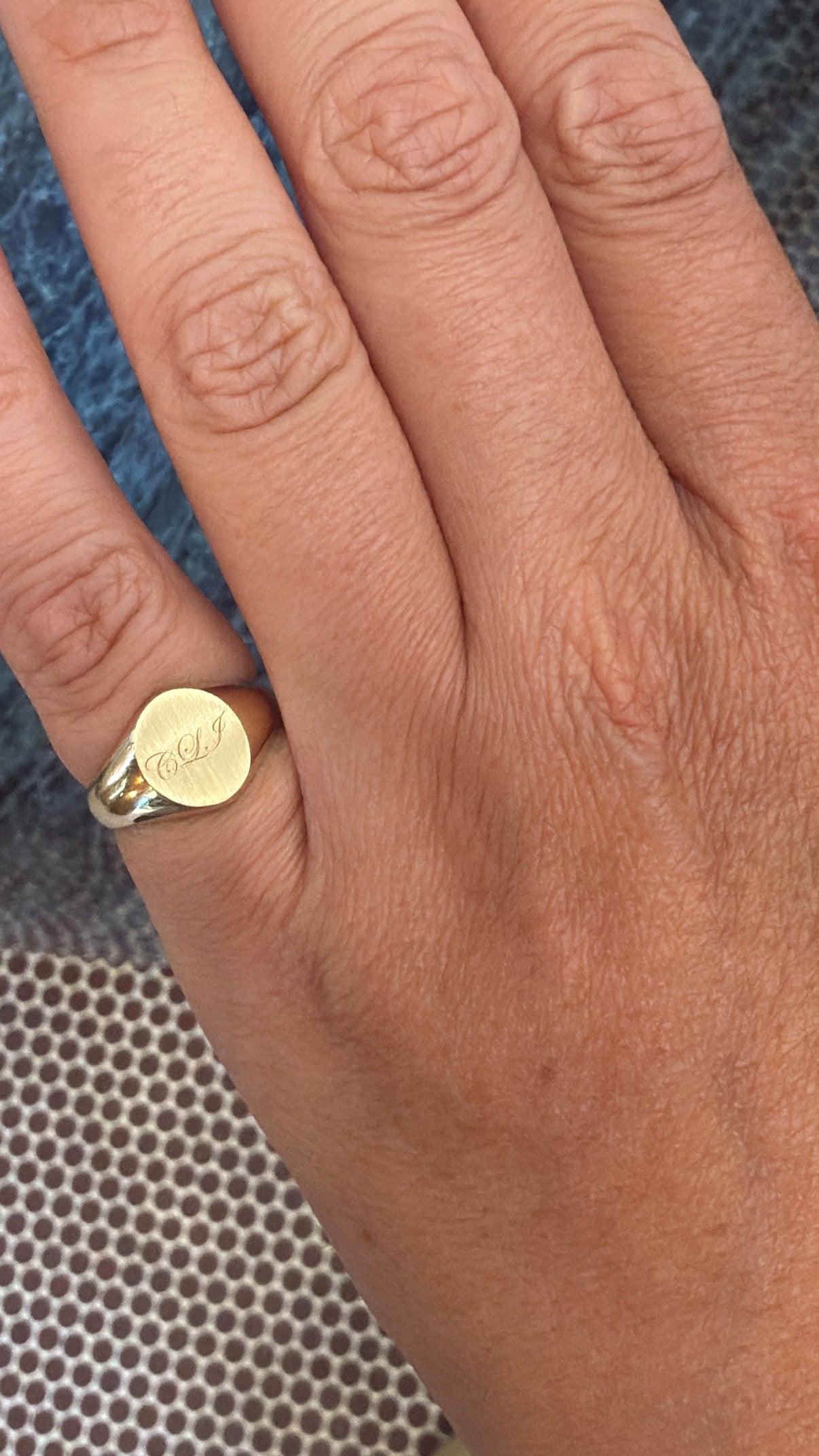 Custom Signet Ring – Henri Noël