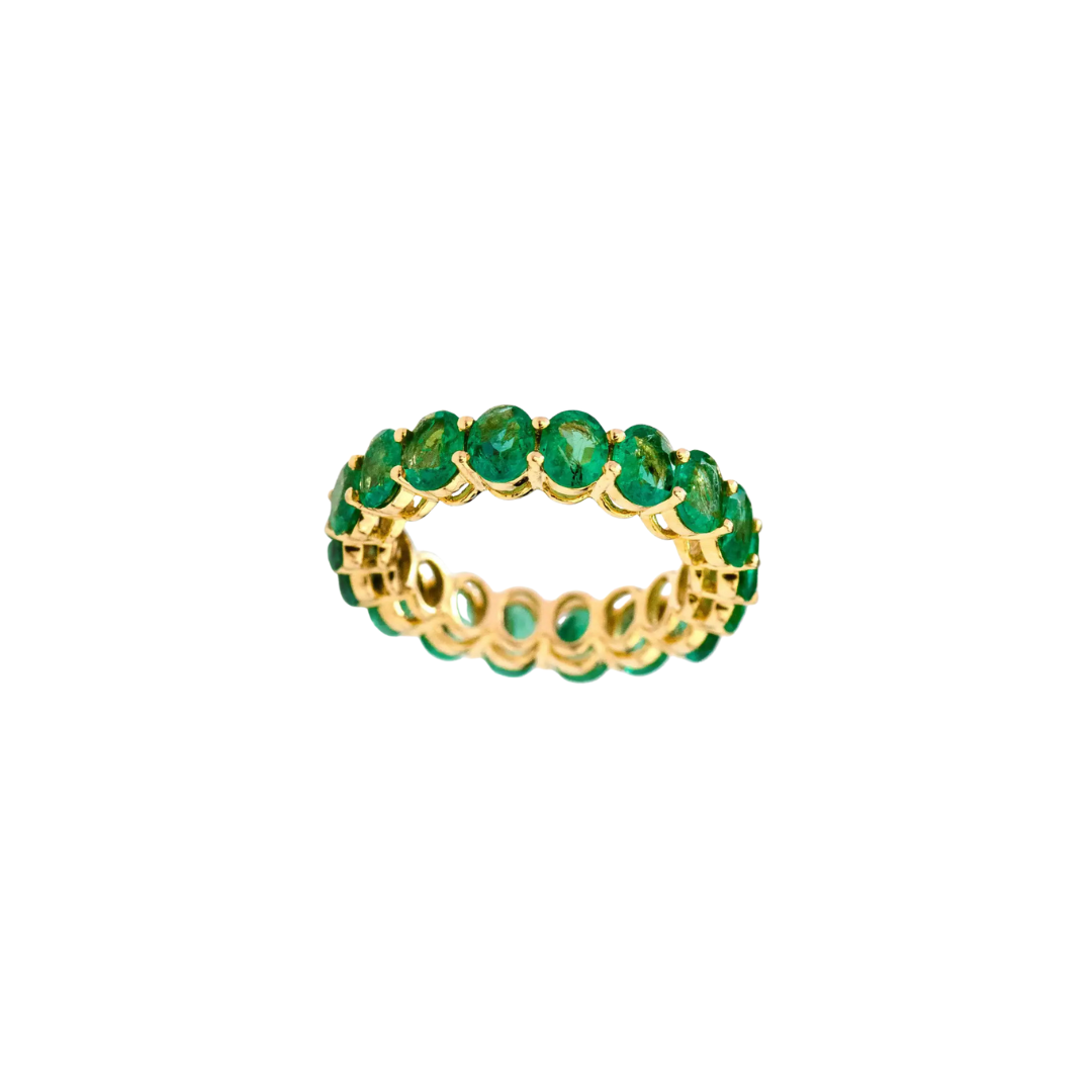Emerald Oval Eternity Band – Henri Noël
