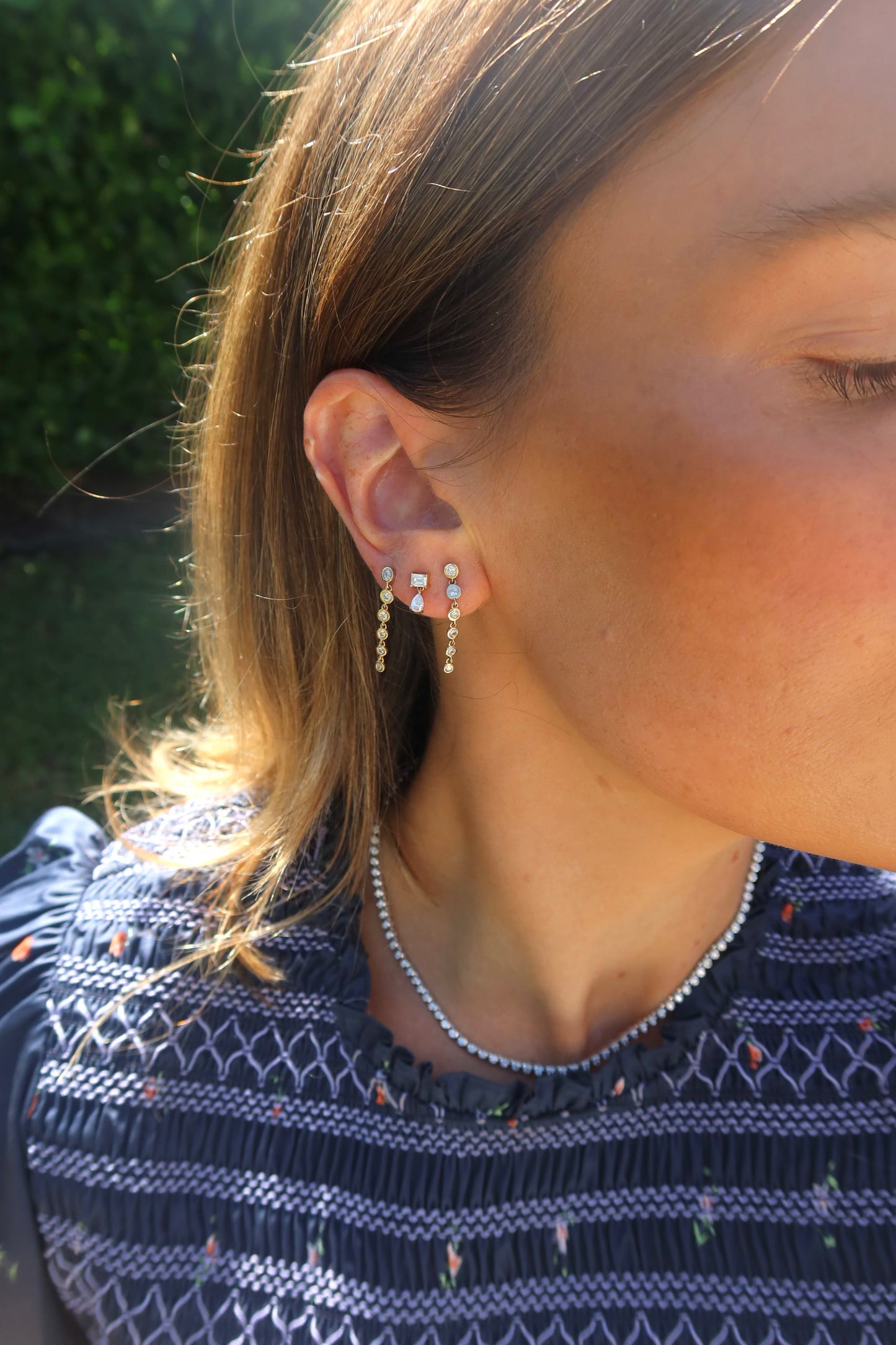 Emerald and Pear Mini Drop Earrings – Henri Noël