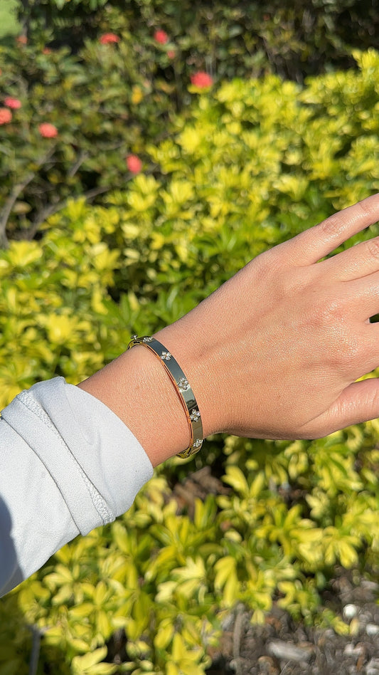 Estate Love in Verona Diamond Accent Bangle – Henri Noël