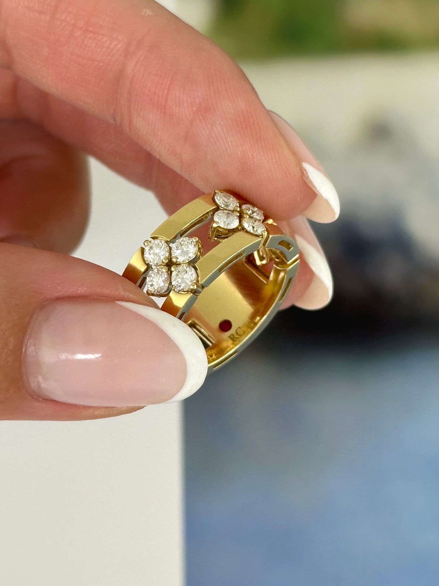 Estate Roberto Coin Diamond Love in Verona Ring – Henri Noël