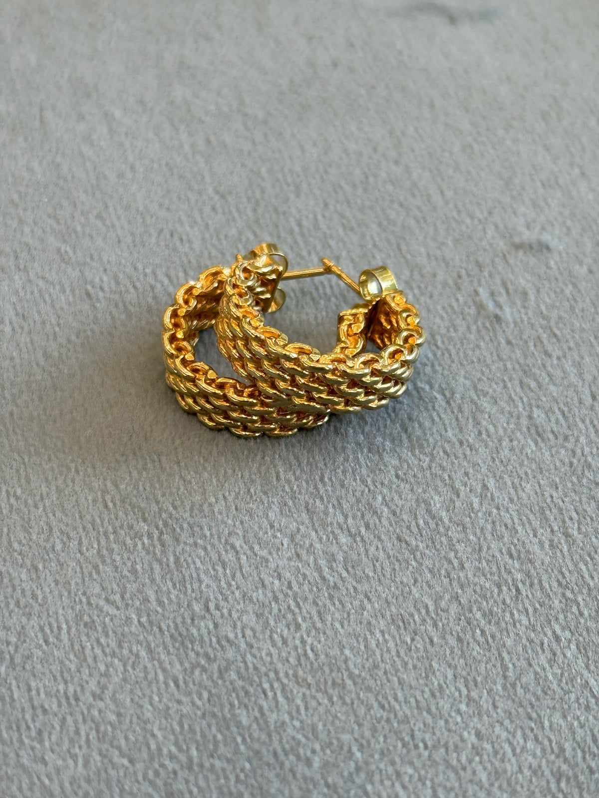 Estate Tiffany & Co. Chain Style Hoops – Henri Noël