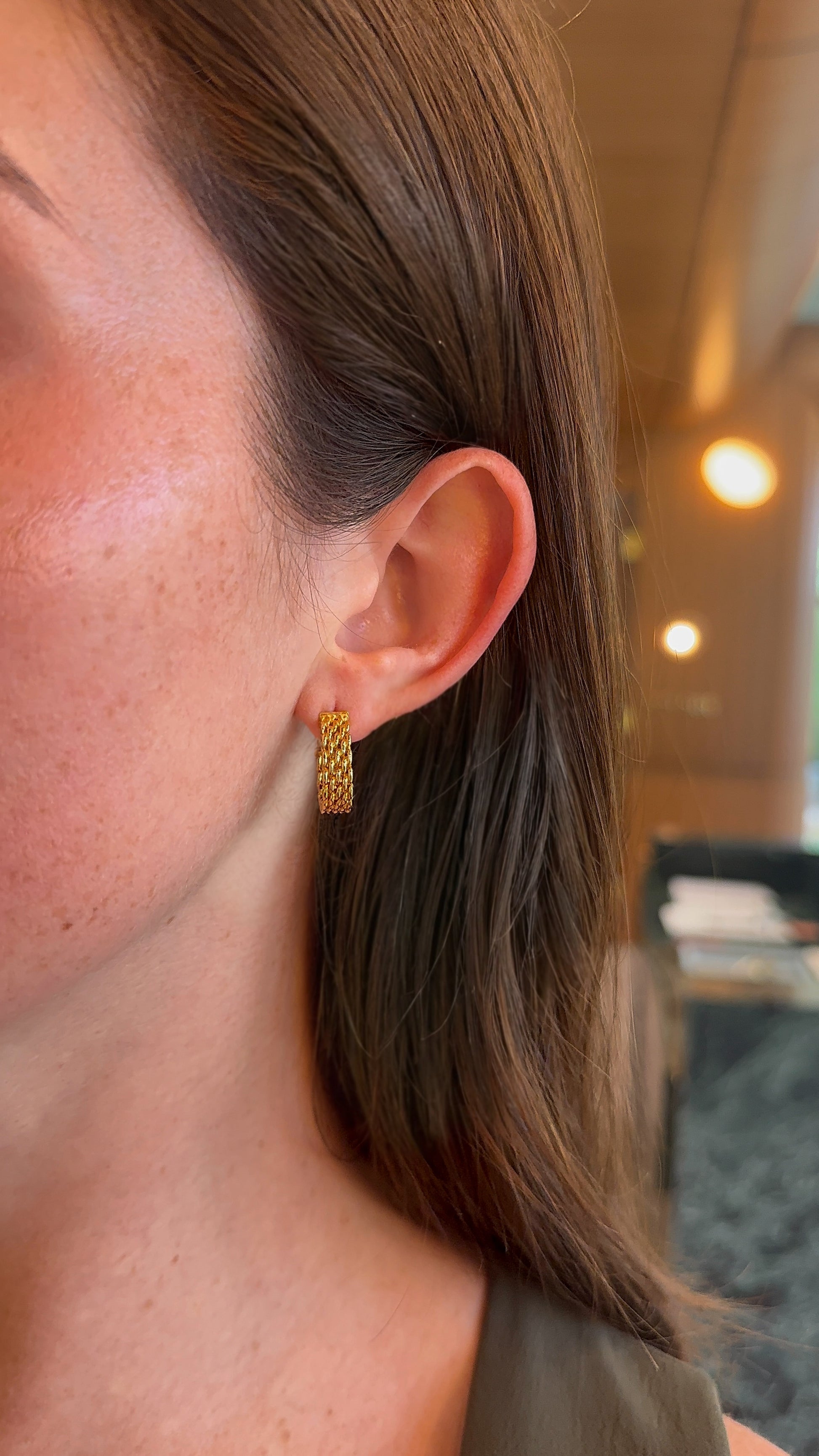 Estate Tiffany & Co. Chain Style Hoops – Henri Noël