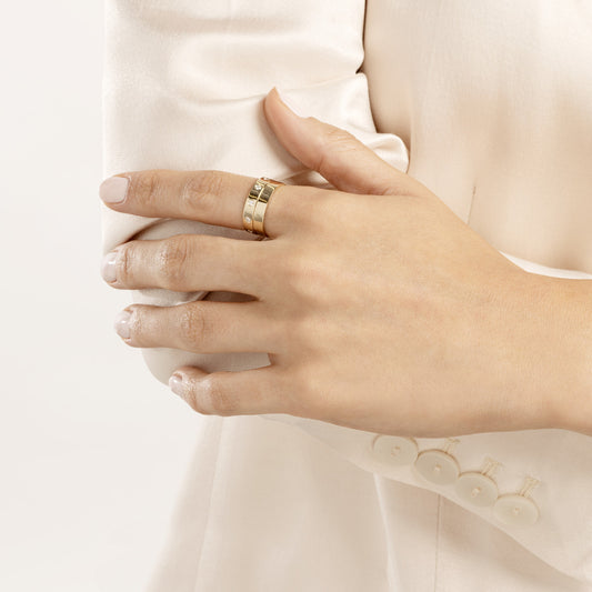 Flush Set Diamond Flat Ring – Henri Noël