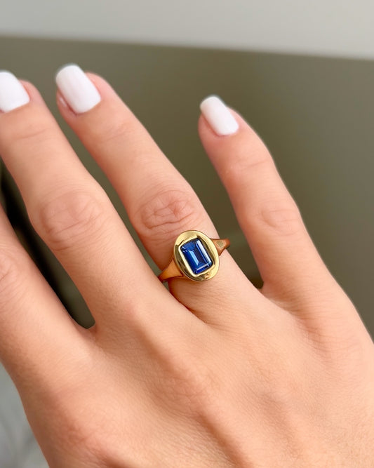 Gemstone Bubble Bezel Ring – Henri Noël